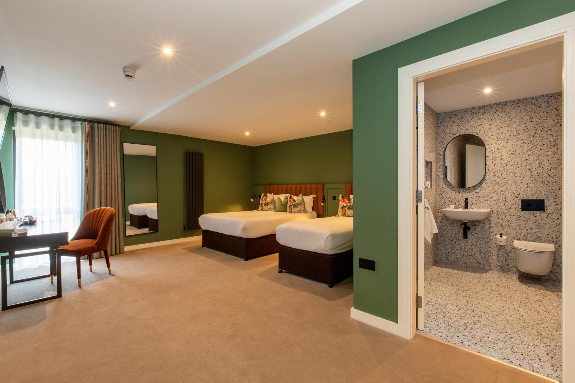 Silken Thomas Guest house 3*